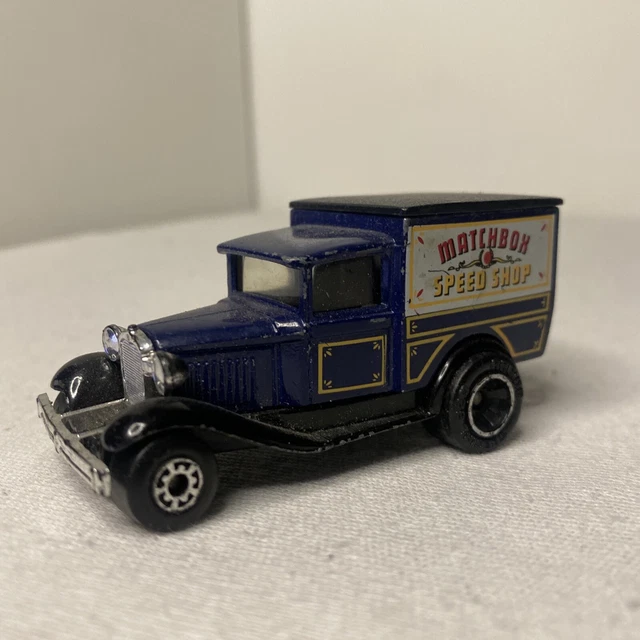 Voiture Miniature Riley MPH  1934  N° Y3 Matchbox Models Of Yesterday 1978 Imgx300 3997