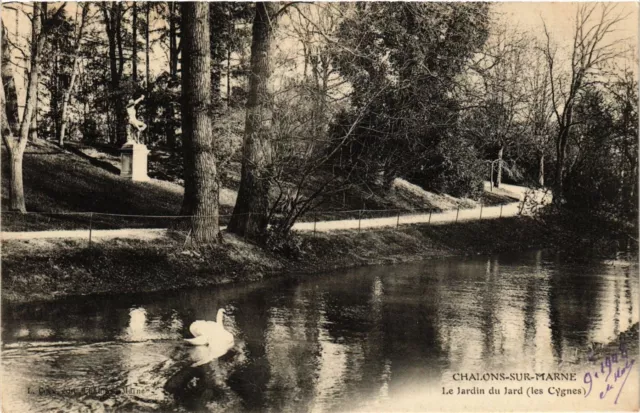 CPA CHALONS-sur-MARNE - Le Jardin du Jard (les Swans) (742369)