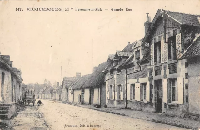 Cpa 60 Ricquebourg / Grande Rue