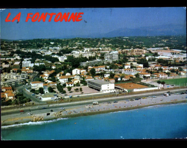 LA FONTONNE / ANTIBES (06) STADE de FOOTBALL , TENNIS & VILLAS en vue aérienne