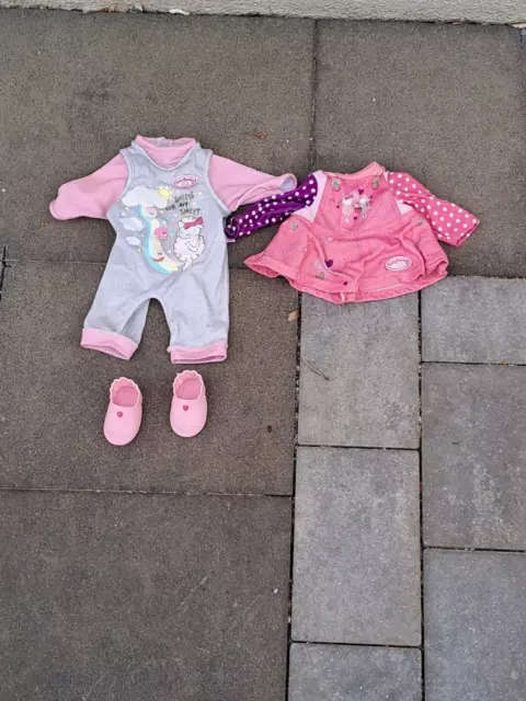 Puppenkleider 3-teiliges Set mit Schuhen passend für Baby Anabel 43 cm