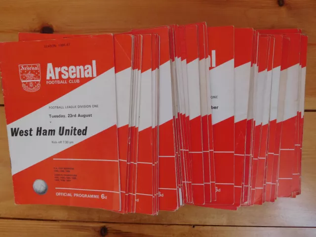 Arsenal Home Programmes 1966/67 - Choose from the dropdown menu