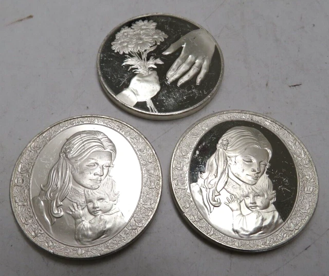 Franklin Mint Mothers Day Silver Art Medal Sterling Silver Lot (3pcs) Franklin Mint Mothers Day Silver Art Medal Sterling Silver Lot (3pcs)