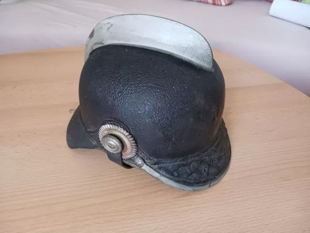 Feuerwehrhelm Alt, Leder-Helm