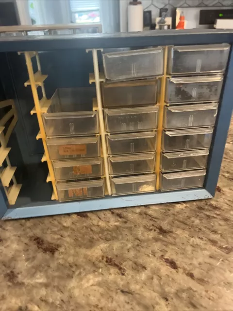 Vintage 24 Drawer Metal Akro-Mills Small Parts Storage Organizer Cabinet Bin  USA