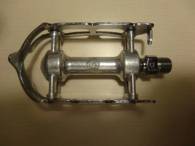 Pédales Vélo Course Peugeot Années 1930 - Aluminium Argenté - Pièce D'origine Française - Occasion