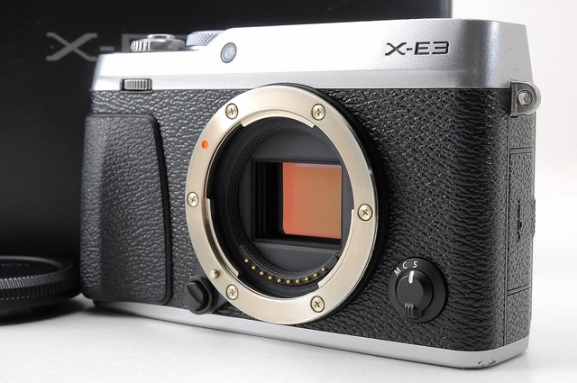 Mint in Box 28 shots Fujifilm X-E3 24 MP Digital Camera  Silver Body From Japan