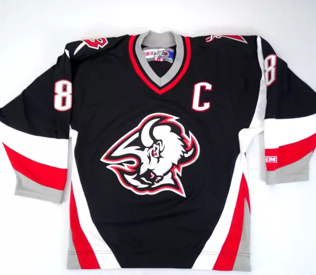 NHL Vintage KOHO Buffalo Sabres Jersey Black Red Men’s Adult Size S Howard  13