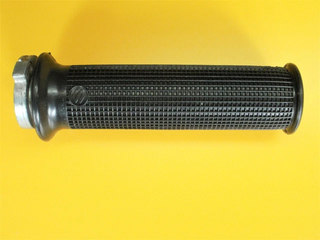 Early Suzuki 1960's genuine OEM NOS throttle tube & grip 57110 07010 ?? B100P ? Early Suzuki 1960's genuine OEM NOS throttle tube & grip 57110 07010 ?? B100P ?