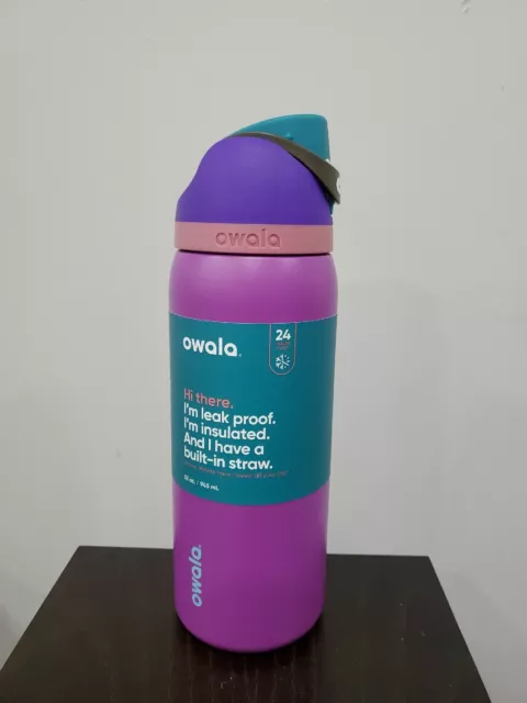 Owala FreeSip Insulated Stainless Steel 32 oz. Water Bottle Hyper Flamingo  C03773 - Best Buy