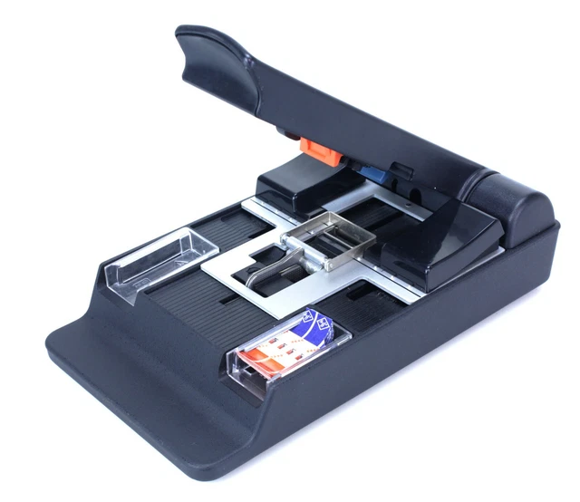 AGFA F8S Automatique Colleuse Super 8 mm  ( Réf#N-378)