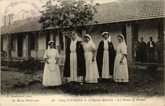 CPA AK Camp d'OUDJDA L'Hopital Militaire Les Dames de France MAROC (689345)