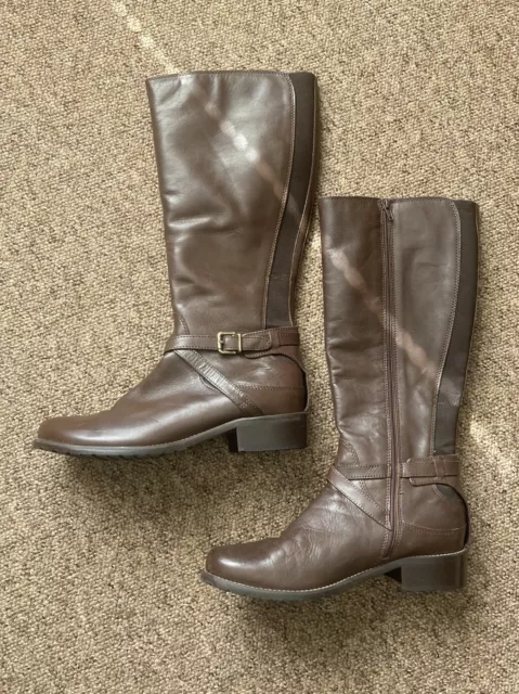 Clarks Real Brown Leather Boots Size 6 Zip Knee High