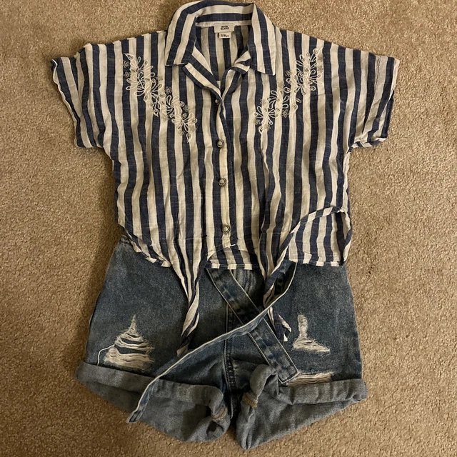 Large Bundle of Girls Clothes Age 7-8 River island Zara M&S Regatta 18 Items 2