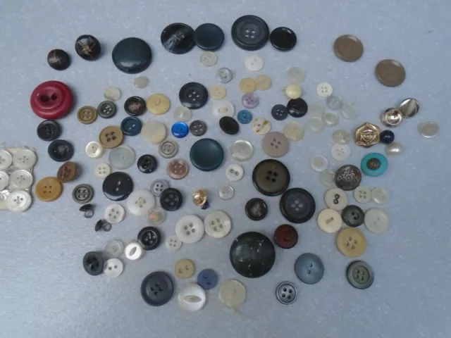Job Lot: Mixed assortment Buttons. Small and Large: Some vintage: 100 +