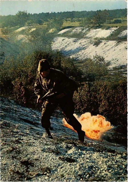 CPA AK MILITARY Progression After Flamethrower (731375)