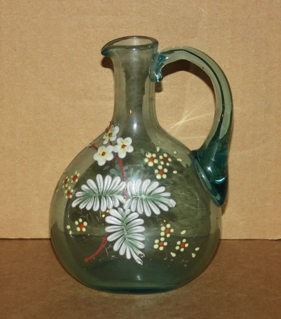 Carafe ancienne en verre à décor floral émaillé - style Legras