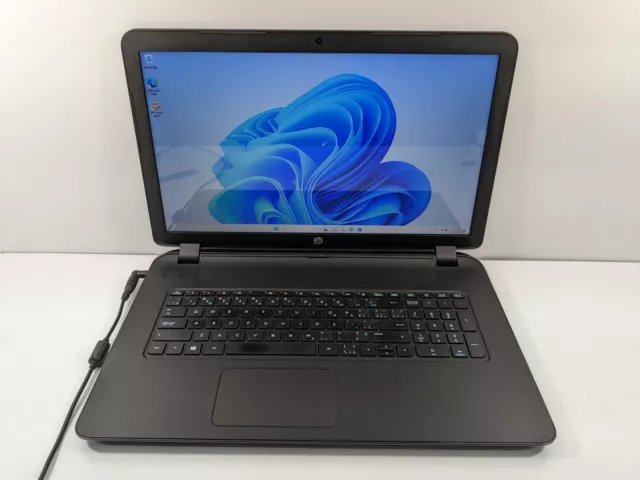HP 17-p180ca AMD A10-7300 8GB RAM 120GB SSD 1.9 GHz 17.3" - Windows 11 Home