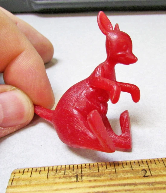 Vintage 1960s Cereal Box toy, Winnie the Pooh spoon sitter, Kanga Kangaroo