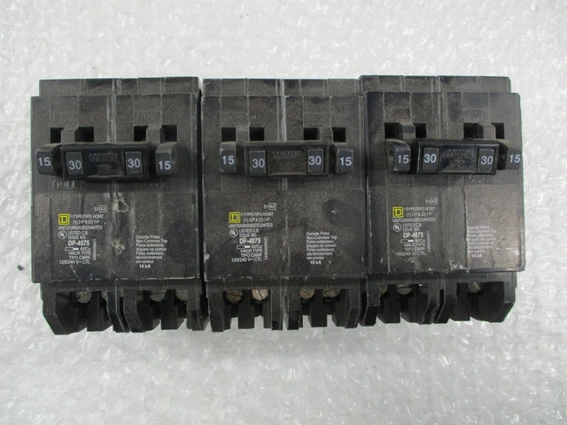 Lot Of 3 New Square D Homt1515230 Breakers
