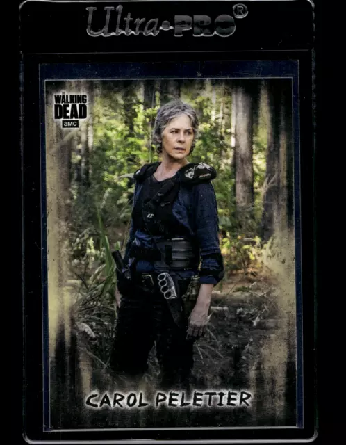 2018 Topps The Walking Dead Hunters and the Hunted #6 Carol Peletier