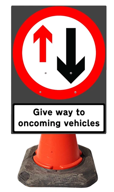 Give Way to Incoming Vehicles 615 615.1 Insegna a cono 560 x 750 mm classe 1 riflettente