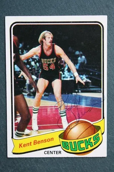 Milwaukee Bucks  IU star Kent Benson signed autographed 1979-80 Topps card NICE!