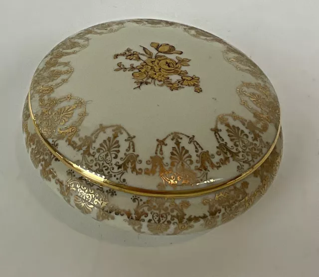 Ancienne XXème très belle boite à bijou, pilulier en porcelaine de Limoges