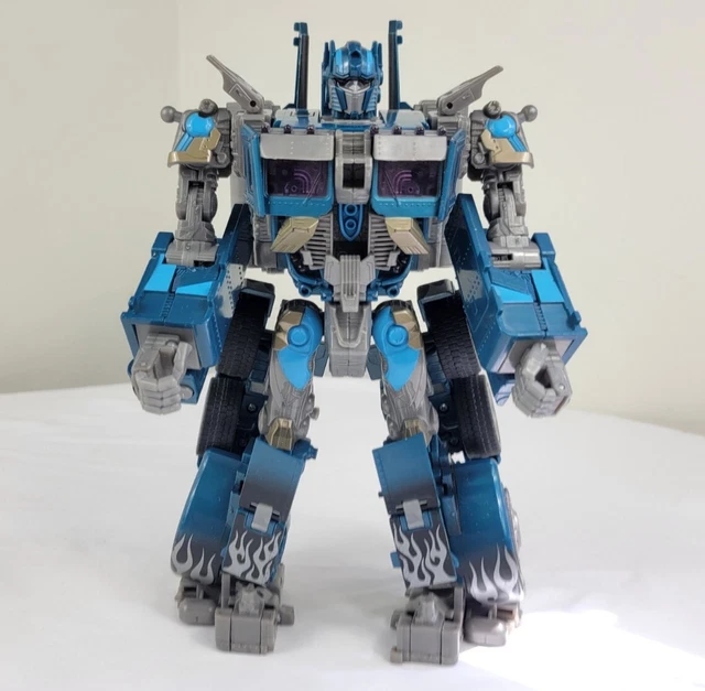 FIGURINE ARTICULÉE TRANSFORMERS Prime Cyberverse Optimus Prime
