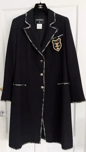 CHANEL vintage hot pink wool boucle black trim 4-pocket gold button-up  jacket