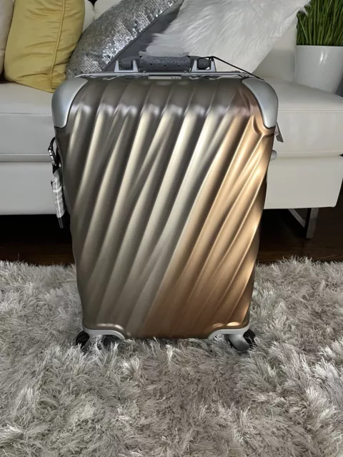 NWT Tumi 4 Wheeled International Carryon 19 Degree Aluminum – #988179886