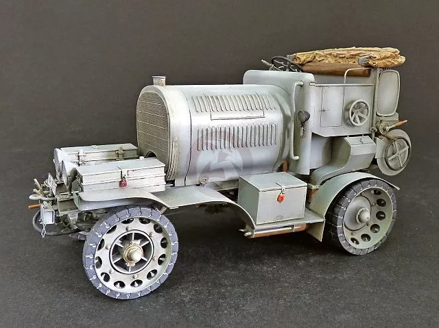 Plus Model 1/35 Artillerie Generatorwagen M.16 "C-Zug" Artillery Tractor 514