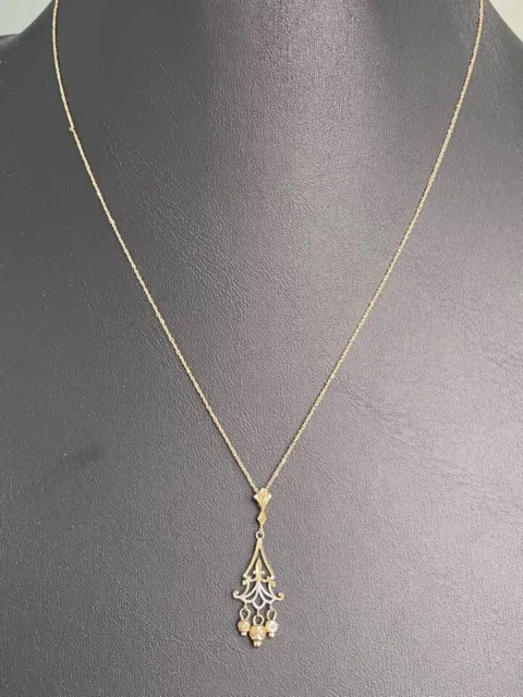 Elegant Bi-Tone Gold Lavalier Pendant Necklace