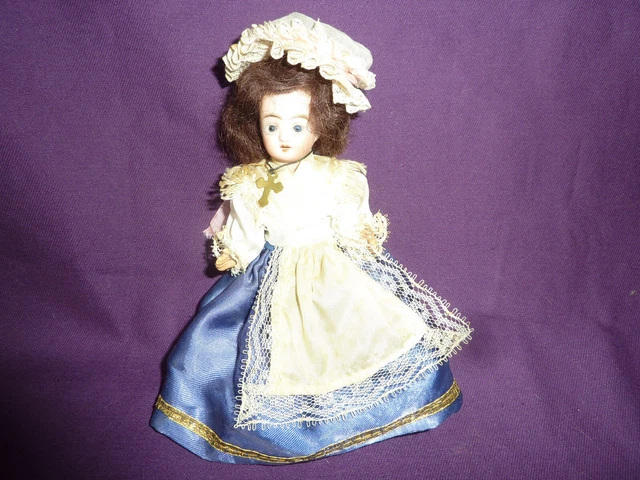 Ancienne Poupée Mignonnette UNIS FRANCE 301 - FR