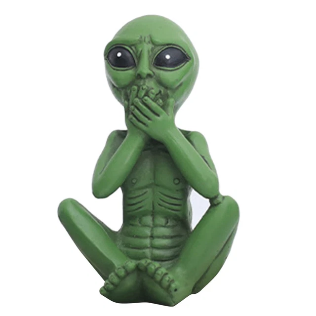 Alien Statue Resin Alien Sculpture Funny Alien Figurine Alien Shaped Resin Decor