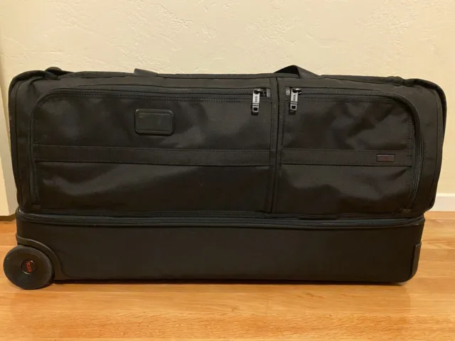 Tumi ALPHA II 30" Large Split Wheeled Duffel Check In Suitcase Bag Luggage 22043