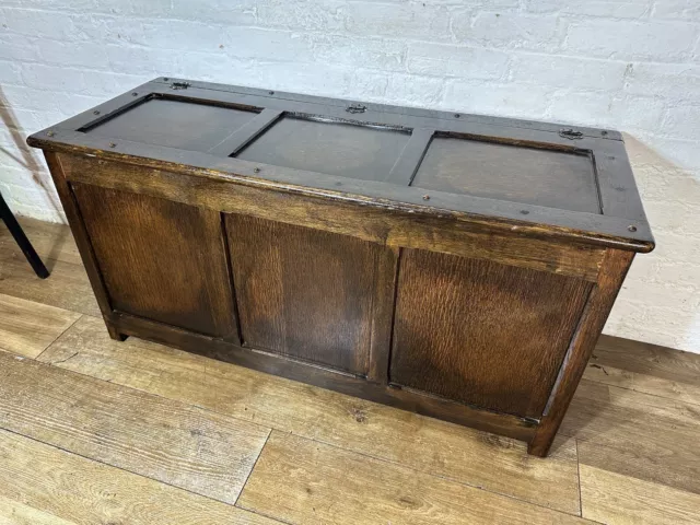 Antique Solid Oak Coffer Chest Storage Trunk . Free Delivery Available