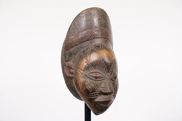 Elegant Yoruba Face Mask 12.25" - Nigeria - African Art
