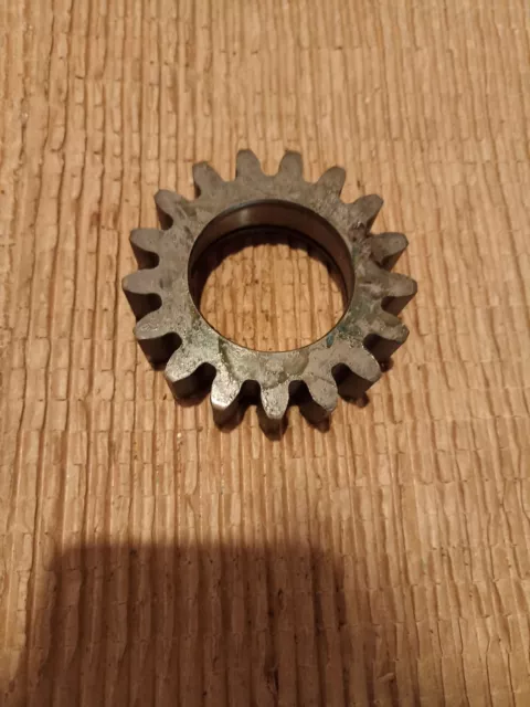 Deutz Fahr Zahnrad Stirnrad 17 Zähne 1-1334-370-183.00