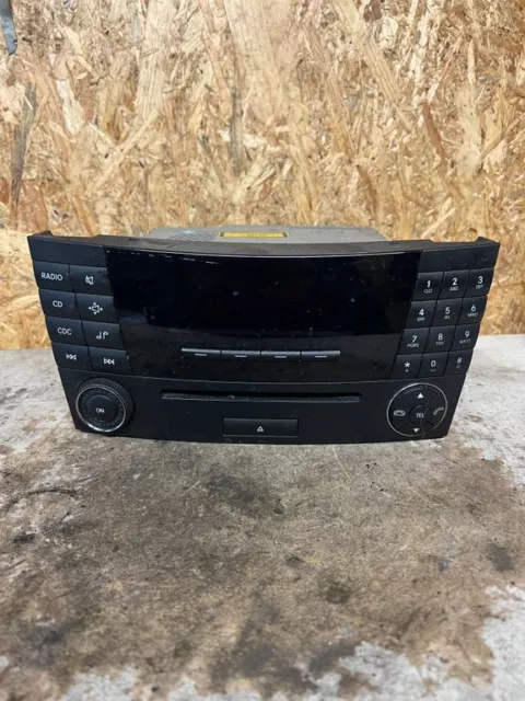 Mercedes-Benz E W211 2004 Radio CD GPS player head unit A2118702189 NIC7475