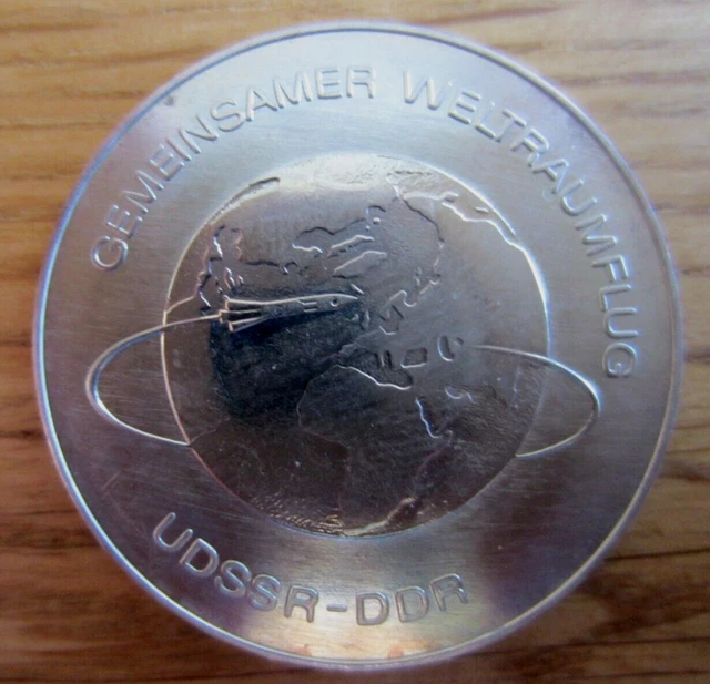 10 Mark-Gedenkmünze VEB Münze DDR A: Weltraumflug DDR/UdSSR 1978 (ss)