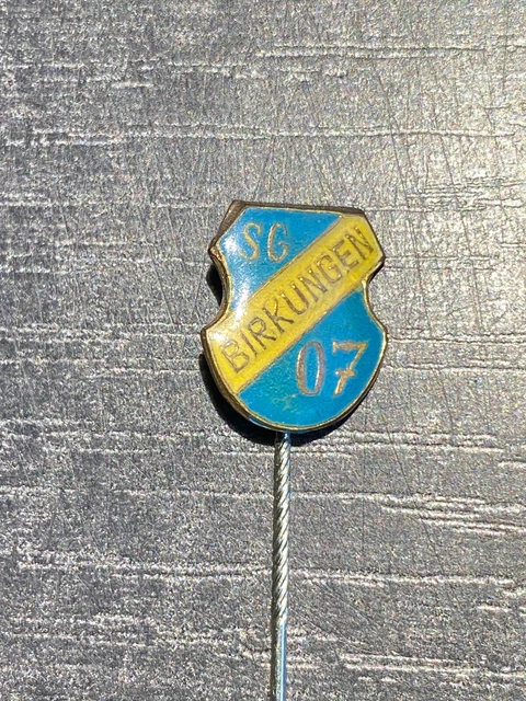 NK Zagreb - Football club - Vintage pin badge (with ball