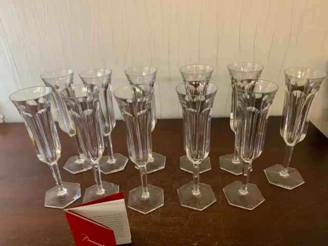13 flûtes à champagne modèle Malmaison en cristal de Baccarat (prix à la pièce)