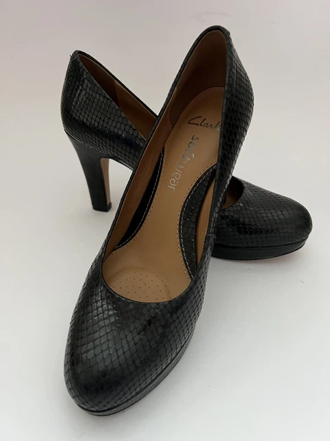 Clarks anika cheap kendra court shoes