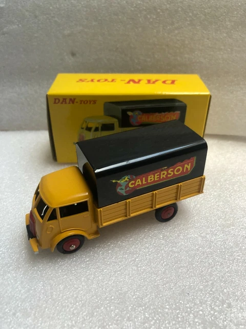 DAN TOYS 05 CIJ EUROPARC CAMION LAITIER STUDEBAKER PLATEAU LAITIER NESTLE