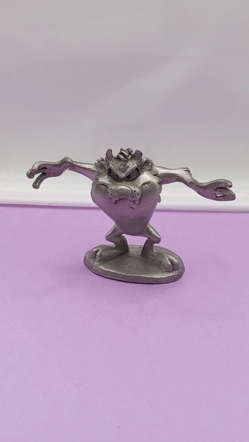 FIGURINE TAZ TASMANIAN Devil Ceramic Warner Brothers Looney Tunes