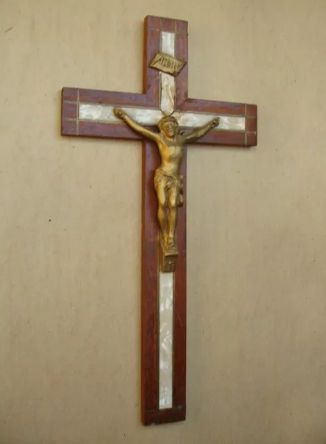 Superbe et rare crucifix mural Art déco - marqueterie de nacre ?