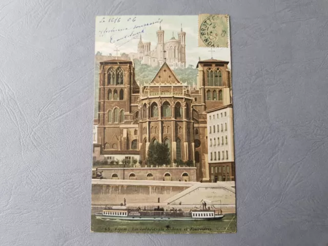 CPA / Carte postale ancienne - LYON - la cathédrale st Jean et Fourvières (69)