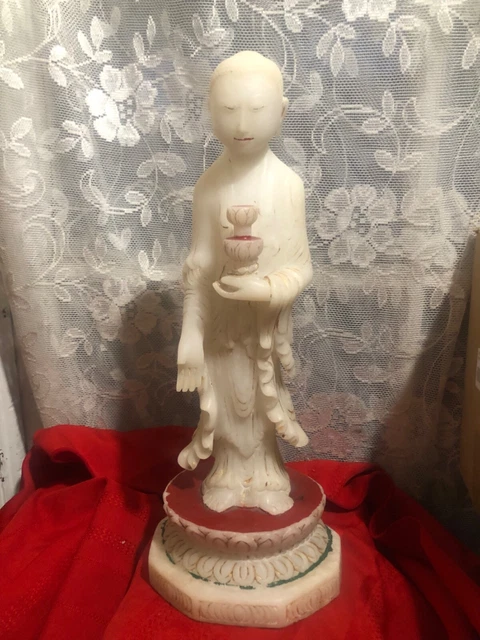 Rare fine antique Burmese alabaster jade Buddha statue