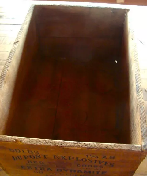 Antique Dupont Red Cross Brand Dynamite Box Dove Tail Corners No Reserve